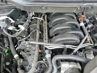 ✅ 2024 Ford F-150 XLT • VIN: 1FTFW3L54RKF60218 • Lot: 60654205. Wystawiony na Copart z przebiegiem 11 981 mil. Bezpłatny archiwum sprzedaży aukcyjnych z USA i szczegółowy raport historii pojazdu na DreamBid. Zdjęcie 13.