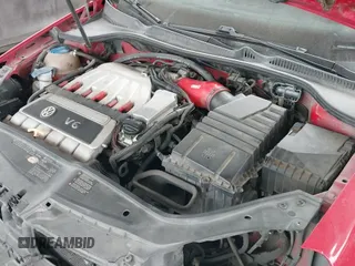 ✅ 2008 Volkswagen R32 • VIN: WVWKC71K88W148382 • Лот: 41281996. Опубликован ранее на IAAI с пробегом 192 038 миль. Бесплатный доступ к архиву аукционных продаж из США и подробный отчёт об истории автомобиля на DreamBid. Изображение 19.