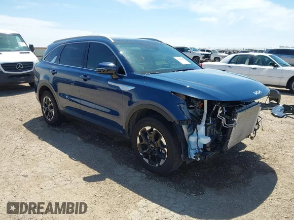 ✅ 2025 Kia Sorento S • VIN: 5XYRLDJC5SG341874 • Lot: 44989476. Listed on IAAI with 17,321 mi. Free auction sales archive from the USA and detailed vehicle history report at DreamBid. Image 1.