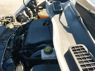 ✅ 2017 Ford Escape Titanium • VIN: 1FMCU0JD6HUD58495 • Lot: 43617499. Wystawiony na IAAI z przebiegiem 118 379 mil. Bezpłatny archiwum sprzedaży aukcyjnych z USA i szczegółowy raport historii pojazdu na DreamBid. Zdjęcie 19.