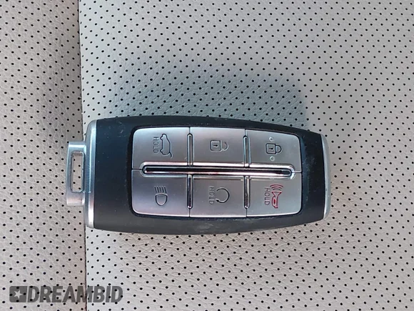 ✅ 2025 Genesis GV70 2.5T • VIN: KMUMADTB8SU183241 • Лот: 43769220. Опубліковано раніше на IAAI з пробігом 19 411 миль. Безкоштовний доступ до архіву аукціонних продажів зі США та докладний звіт про історію автомобіля на DreamBid. Зображення 11.