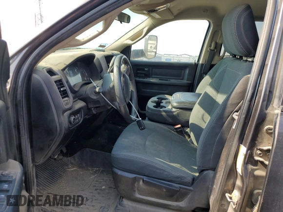 ✅ 2020 Ram 3500 Tradesman • VIN: 3C63RRGL2LG255215 • Лот: 64031554. Опубликован ранее на Copart с пробегом 161 041 миль. Бесплатный доступ к архиву аукционных продаж из США и подробный отчёт об истории автомобиля на DreamBid. Изображение 7.