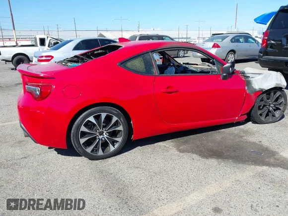 ✅ 2017 Toyota 86 • VIN: JF1ZNAA17H9704733 • Lot: 43175256. Listed on IAAI with Not provided. Free auction sales archive from the USA and detailed vehicle history report at DreamBid. Image 4.