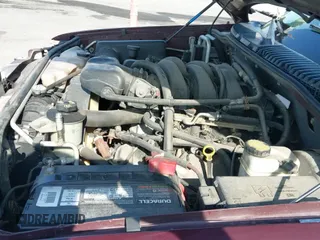 ✅ 2007 Ford Explorer Sport Trac Limited • VIN: 1FMEU53807UB42128 • Lot: 42559321. Wystawiony na IAAI z przebiegiem 178 511 mil. Bezpłatny archiwum sprzedaży aukcyjnych z USA i szczegółowy raport historii pojazdu na DreamBid. Zdjęcie 15.