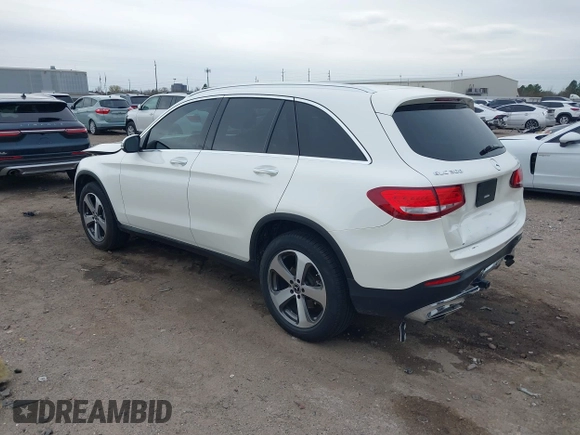 ✅ 2018 Mercedes-Benz GLC 300 • VIN: WDC0G4KB1JV081574 • Lot: 44190005. Wystawiony na IAAI z przebiegiem 63 889 mil. Bezpłatny archiwum sprzedaży aukcyjnych z USA i szczegółowy raport historii pojazdu na DreamBid. Zdjęcie 3.