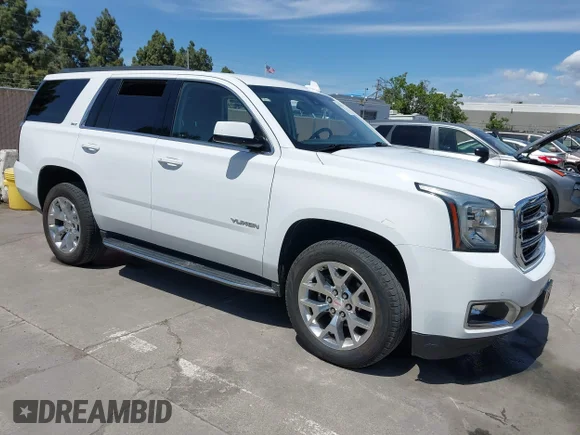 ✅ 2017 GMC Yukon SLT • VIN: 1GKS2BKC1HR196239 • Lot: 42278355. Wystawiony na IAAI z przebiegiem 105 149 mil. Bezpłatny archiwum sprzedaży aukcyjnych z USA i szczegółowy raport historii pojazdu na DreamBid. Zdjęcie 1.