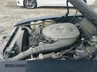 ✅ 1986 Mercedes-Benz 560 SL • VIN: WDBBA48D2GA055024 • Lot: 42440819. Wystawiony na IAAI z przebiegiem 118 569 mil. Bezpłatny archiwum sprzedaży aukcyjnych z USA i szczegółowy raport historii pojazdu na DreamBid. Zdjęcie 20.