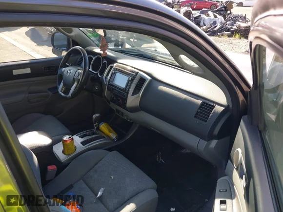 ✅ 2015 Toyota Tacoma PreRunner • VIN: 3TMJU4GN1FM177535 • Лот: 44523587. Опубликован ранее на IAAI с пробегом 144 682 миль. Бесплатный доступ к архиву аукционных продаж из США и подробный отчёт об истории автомобиля на DreamBid. Изображение 5.
