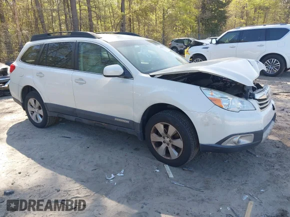 ✅ 2011 Subaru Outback Limited • VIN: 4S4BRCJC0B3375683 • Lot: 44725170. Wystawiony na IAAI z przebiegiem 191 813 mil. Bezpłatny archiwum sprzedaży aukcyjnych z USA i szczegółowy raport historii pojazdu na DreamBid. Zdjęcie 1.