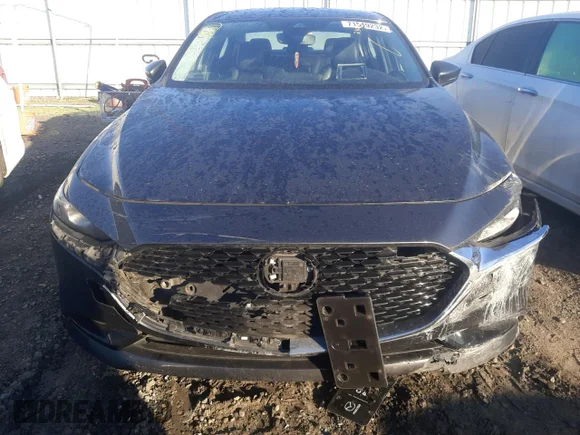 ✅ 2019 Mazda 3 Select • VIN: JM1BPACL8K1109464 • Lot: 71549232. Listed on Copart with 55,343 mi. Free auction sales archive from the USA and detailed vehicle history report at DreamBid. Image 5.