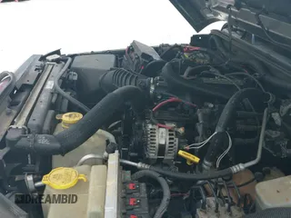 ✅ 2007 Jeep Wrangler Unlimited Sahara • VIN: 1J4GB59167L221686 • Lot: 42473996. Wystawiony na IAAI z przebiegiem 151 065 mil. Bezpłatny archiwum sprzedaży aukcyjnych z USA i szczegółowy raport historii pojazdu na DreamBid. Zdjęcie 19.