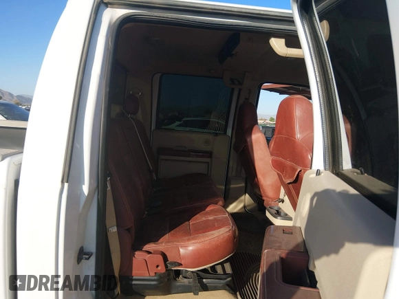 ✅ 2008 Ford F-250 XL • VIN: 1FTSW21R28EC08556 • Lot: 44991664. Wystawiony na IAAI z przebiegiem 321 780 mil. Bezpłatny archiwum sprzedaży aukcyjnych z USA i szczegółowy raport historii pojazdu na DreamBid. Zdjęcie 8.