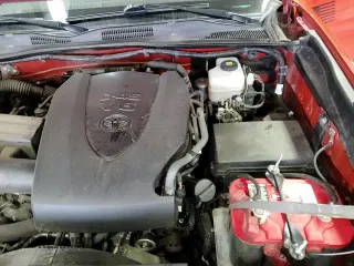 ✅ 2018 Toyota Tacoma SR5 • VIN: 3TMCZ5ANXJM138654 • Lot: 92663255. Wystawiony na Copart z przebiegiem 113 733 mil. Bezpłatny archiwum sprzedaży aukcyjnych z USA i szczegółowy raport historii pojazdu na DreamBid. Zdjęcie 14.