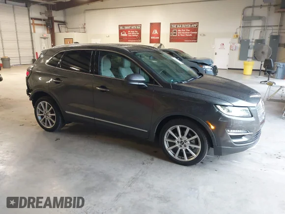 ✅ 2019 Lincoln MKC Reserve • VIN: 5LMCJ3C91KUL30059 • Lot: 43782378. Listed on IAAI with 109,711 mi. Free auction sales archive from the USA and detailed vehicle history report at DreamBid. Image 1.