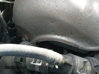 ✅ 2016 Toyota RAV4 XLE • VIN: 2T3RFREV3GW530029 • Lot: 43581002. Wystawiony na IAAI z przebiegiem 95 589 mil. Bezpłatny archiwum sprzedaży aukcyjnych z USA i szczegółowy raport historii pojazdu na DreamBid. Zdjęcie 19.