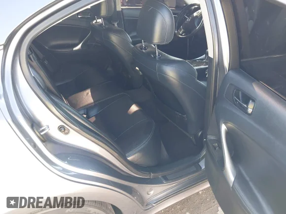 ✅ 2012 Lexus IS 350 • VIN: JTHCE5C22C5002587 • Лот: 40698147. Опубликован ранее на IAAI с пробегом 145 928 миль. Бесплатный доступ к архиву аукционных продаж из США и подробный отчёт об истории автомобиля на DreamBid. Изображение 8.