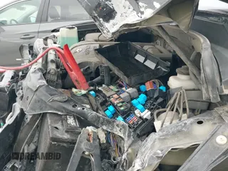 ✅ 2020 Toyota Tundra SR • VIN: 5TFRY5F16LX266793 • Lot: 41321991. Wystawiony na IAAI z przebiegiem 110 362 mil. Bezpłatny archiwum sprzedaży aukcyjnych z USA i szczegółowy raport historii pojazdu na DreamBid. Zdjęcie 19.