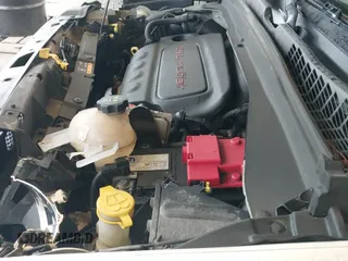 ✅ 2018 Jeep Renegade Altitude • VIN: ZACCJABB7JPH18610 • Lot: 43598761. Wystawiony na IAAI z przebiegiem 139 012 mil. Bezpłatny archiwum sprzedaży aukcyjnych z USA i szczegółowy raport historii pojazdu na DreamBid. Zdjęcie 19.