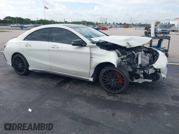 ✅ 2018 Mercedes-Benz CLA 45 AMG • VIN: WDDSJ5CB0JN547201 • Lot: 44946011. Wystawiony na IAAI z przebiegiem 57 407 mil. Bezpłatny archiwum sprzedaży aukcyjnych z USA i szczegółowy raport historii pojazdu na DreamBid. Zdjęcie 1.
