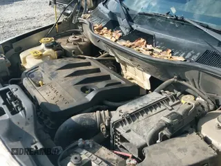 ✅ 2009 Jeep Patriot Sport • VIN: 1J4FT28B69D124812 • Lot: 41437621. Listed on IAAI with 118,250 mi. Free auction sales archive from the USA and detailed vehicle history report at DreamBid. Image 12.