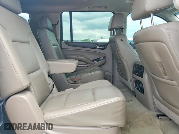 ✅ 2015 GMC Yukon XL SLT • VIN: 1GKS2HKCXFR675291 • Lot: 53410156. Wystawiony na Copart z przebiegiem 205 590 mil. Bezpłatny archiwum sprzedaży aukcyjnych z USA i szczegółowy raport historii pojazdu na DreamBid. Zdjęcie 11.