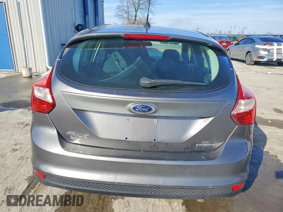 ✅ 2014 Ford Focus SE • VIN: 1FADP3K20EL260617 • Lot: 74266615. Wystawiony na Copart z przebiegiem 90 781 mil. Bezpłatny archiwum sprzedaży aukcyjnych z USA i szczegółowy raport historii pojazdu na DreamBid. Zdjęcie 6.