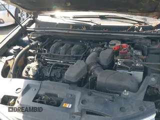 ✅ 2013 Lincoln MKS • VIN: 1LNHL9EKXDG616726 • Lot: 42938792. Wystawiony na IAAI z przebiegiem 273 829 mil. Bezpłatny archiwum sprzedaży aukcyjnych z USA i szczegółowy raport historii pojazdu na DreamBid. Zdjęcie 19.