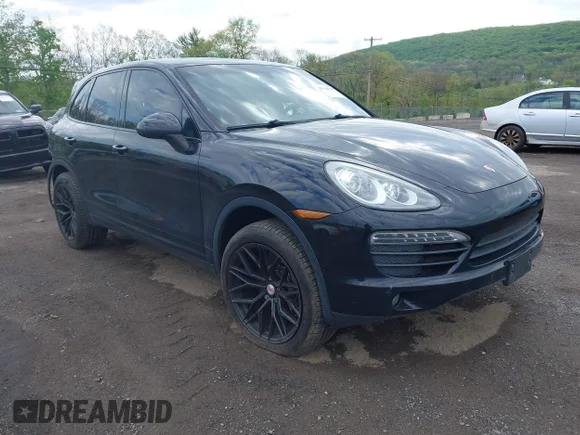 ✅ 2014 Porsche Cayenne • VIN: WP1AA2A26ELA05480 • Lot: 45118920. Listed on IAAI with 100,535 mi. Free auction sales archive from the USA and detailed vehicle history report at DreamBid. Image 1.