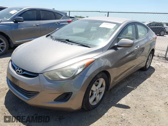 ✅ 2013 Hyundai Elantra GLS • VIN: 5NPDH4AE7DH229831 • Лот: 45582937. Опубликован ранее на IAAI с пробегом 237 200 миль. Бесплатный доступ к архиву аукционных продаж из США и подробный отчёт об истории автомобиля на DreamBid. Изображение 2.