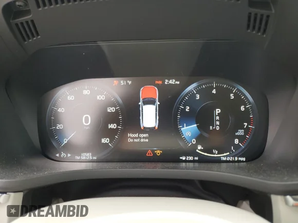 ✅ 2021 Volvo XC60 Inscription • VIN: YV4102DL6M1837207 • Lot: 71179462. Listed on Copart with 10,583 mi. Free auction sales archive from the USA and detailed vehicle history report at DreamBid. Image 9.