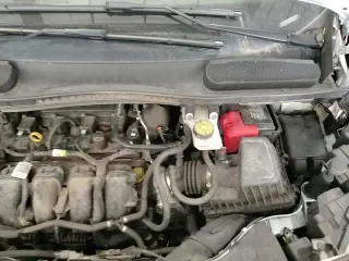 ✅ 2021 Ford Transit Connect XL • VIN: NM0LS7E20M1506032 • Лот: 69058085. Опубликован ранее на Copart с пробегом 107 210 миль. Бесплатный доступ к архиву аукционных продаж из США и подробный отчёт об истории автомобиля на DreamBid. Изображение 14.