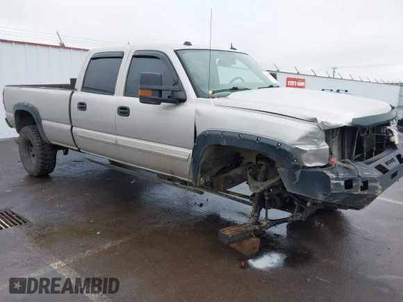 ✅ 2005 Chevrolet Silverado 2500HD LS • VIN: 1GCHK23245F894899 • Lot: 44457461. Listed on IAAI with 192,811 mi. Free auction sales archive from the USA and detailed vehicle history report at DreamBid. Image 1.