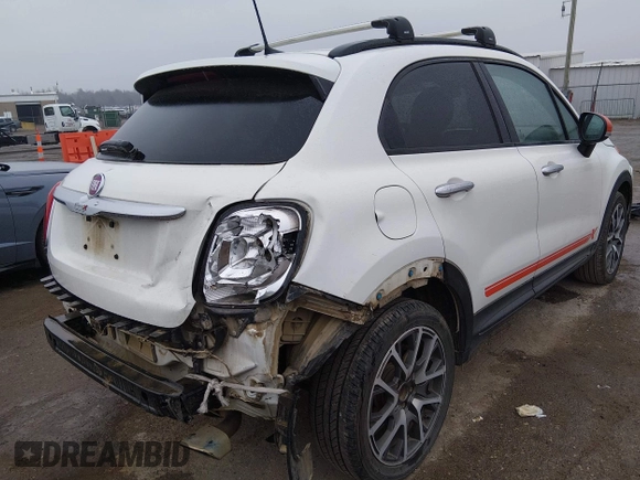 ✅ 2018 FIAT 500X Urbana Edition • VIN: ZFBCFXCB3JP708059 • Лот: 44489607. Опубліковано раніше на IAAI з пробігом 142 458 миль. Безкоштовний доступ до архіву аукціонних продажів зі США та докладний звіт про історію автомобіля на DreamBid. Зображення 4.