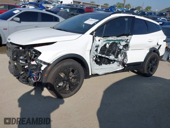 ✅ 2025 Kia Sportage X-Line Prestige • VIN: KNDPZDDH9S7280703 • Лот: 44684753. Опубліковано раніше на IAAI з пробігом 3 991 миль. Безкоштовний доступ до архіву аукціонних продажів зі США та докладний звіт про історію автомобіля на DreamBid. Зображення 2.