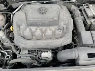 ✅ 2018 Volkswagen Passat SEL Premium • VIN: 1VWCA7A34JC020373 • Lot: 92365445. Listed on Copart with 133,241 mi. Free auction sales archive from the USA and detailed vehicle history report at DreamBid. Image 13.