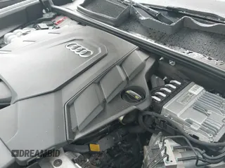 ✅ 2020 Audi Q8 Premium Plus • VIN: WA1EVAF18LD007573 • Лот: 42922598. Опубликован ранее на IAAI с пробегом 55 115 миль. Бесплатный доступ к архиву аукционных продаж из США и подробный отчёт об истории автомобиля на DreamBid. Изображение 19.