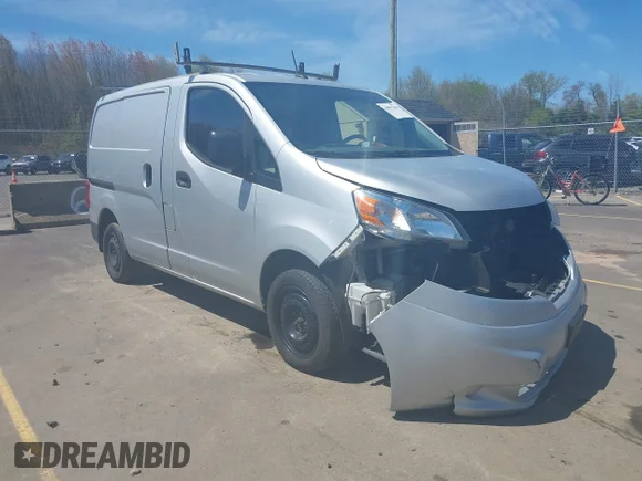 ✅ 2020 Nissan NV200 S • VIN: 3N6CM0KN1LK690023 • Лот: 44891388. Опубліковано раніше на IAAI з пробігом 168 570 миль. Безкоштовний доступ до архіву аукціонних продажів зі США та докладний звіт про історію автомобіля на DreamBid. Зображення 1.