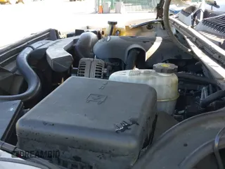 ✅ 2005 GMC Yukon XL SLT • VIN: 3GKFK16Z45G185516 • Lot: 42128128. Listed on IAAI with 245,919 mi. Free auction sales archive from the USA and detailed vehicle history report at DreamBid. Image 19.