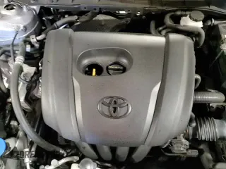 ✅ 2018 Toyota Yaris • VIN: 3MYDLBYV4JY327093 • Lot: 93425525. Listed on Copart with 74,637 mi. Free auction sales archive from the USA and detailed vehicle history report at DreamBid. Image 15.