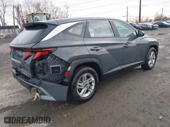 ✅ 2025 Hyundai Tucson SE • VIN: 5NMJA3DE1SH570214 • Lot: 44229516. Wystawiony na IAAI z przebiegiem 10 878 mil. Bezpłatny archiwum sprzedaży aukcyjnych z USA i szczegółowy raport historii pojazdu na DreamBid. Zdjęcie 4.