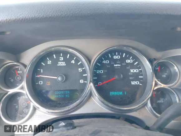 ✅ 2008 Chevrolet Silverado 2500HD 1LT • VIN: 1GCHK29K88E214195 • Lot: 42606508. Wystawiony na IAAI z przebiegiem 144 506 mil. Bezpłatny archiwum sprzedaży aukcyjnych z USA i szczegółowy raport historii pojazdu na DreamBid. Zdjęcie 7.