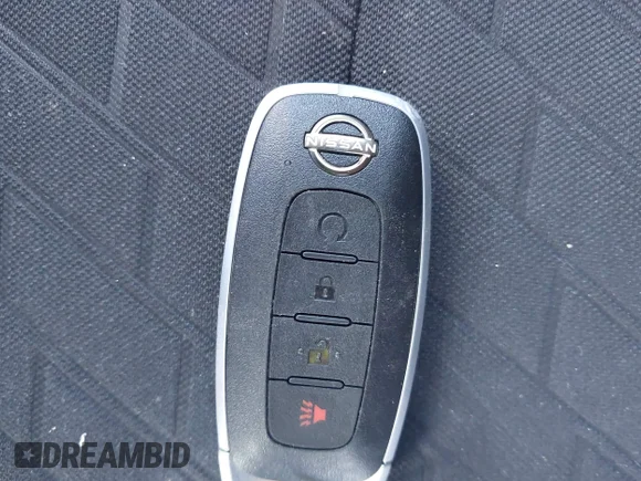 ✅ 2024 Nissan Kicks SV • VIN: 3N1CP5CV3RL573670 • Лот: 44322833. Опубліковано раніше на IAAI з пробігом 17 496 миль. Безкоштовний доступ до архіву аукціонних продажів зі США та докладний звіт про історію автомобіля на DreamBid. Зображення 11.