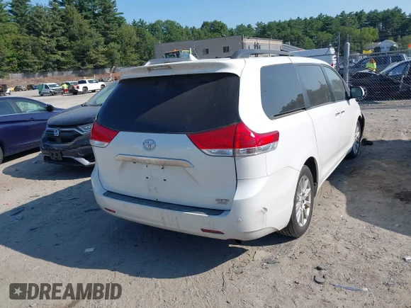 ✅ 2011 Toyota Sienna XLE • VIN: 5TDDK3DC8BS011085 • Lot: 42803367. Listed on IAAI with 158,361 mi. Free auction sales archive from the USA and detailed vehicle history report at DreamBid. Image 4.