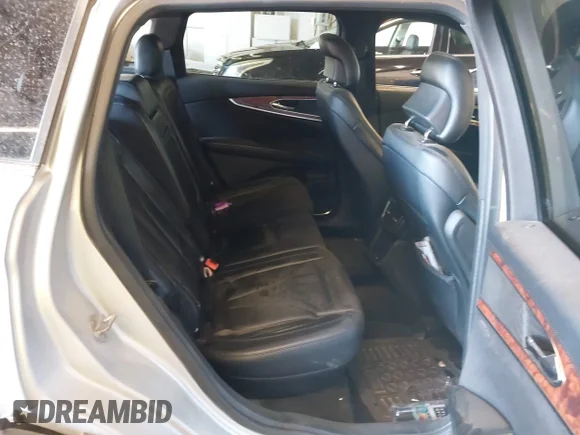 ✅ 2018 Lincoln MKX Reserve • VIN: 2LMPJ8LR1JBL12543 • Lot: 40431569. Listed on IAAI with Not provided. Free auction sales archive from the USA and detailed vehicle history report at DreamBid. Image 8.