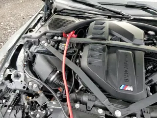 ✅ 2024 BMW M4 Competition xDrive • VIN: WBS33BA02RCN61187 • Lot: 86788645. Wystawiony na Copart z przebiegiem 10 404 mil. Bezpłatny archiwum sprzedaży aukcyjnych z USA i szczegółowy raport historii pojazdu na DreamBid. Zdjęcie 13.