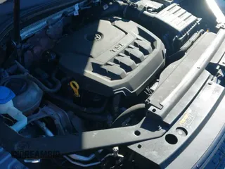 ✅ 2023 Volkswagen Tiguan SE R-Line Black • VIN: 3VV8B7AX3PM042317 • Lot: 43762627. Wystawiony na IAAI z przebiegiem 24 060 mil. Bezpłatny archiwum sprzedaży aukcyjnych z USA i szczegółowy raport historii pojazdu na DreamBid. Zdjęcie 20.