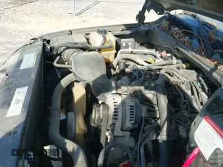 ✅ 2001 GMC Yukon SLT • VIN: 1GKEK13T81J177892 • Лот: 41924669. Опубликован ранее на IAAI с пробегом 198 561 миль. Бесплатный доступ к архиву аукционных продаж из США и подробный отчёт об истории автомобиля на DreamBid. Изображение 12.