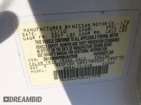 ✅ 2011 Nissan Sentra 2.0 • VIN: 3N1AB6AP6BL647038 • Lot: 44214455. Wystawiony na IAAI z przebiegiem 155 438 mil. Bezpłatny archiwum sprzedaży aukcyjnych z USA i szczegółowy raport historii pojazdu na DreamBid. Zdjęcie 9.