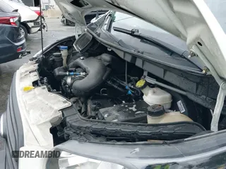 ✅ 2017 Ford Transit • VIN: 1FTYE1YMXHKA68209 • Lot: 43036951. Wystawiony na IAAI z przebiegiem 124 871 mil. Bezpłatny archiwum sprzedaży aukcyjnych z USA i szczegółowy raport historii pojazdu na DreamBid. Zdjęcie 21.