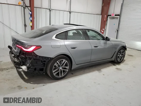 ✅ 2025 BMW 4 Series 430i • VIN: WBA23FB05SFU05588 • Lot: 44062665. Wystawiony na Copart z przebiegiem 1 847 mil. Bezpłatny archiwum sprzedaży aukcyjnych z USA i szczegółowy raport historii pojazdu na DreamBid. Zdjęcie 3.